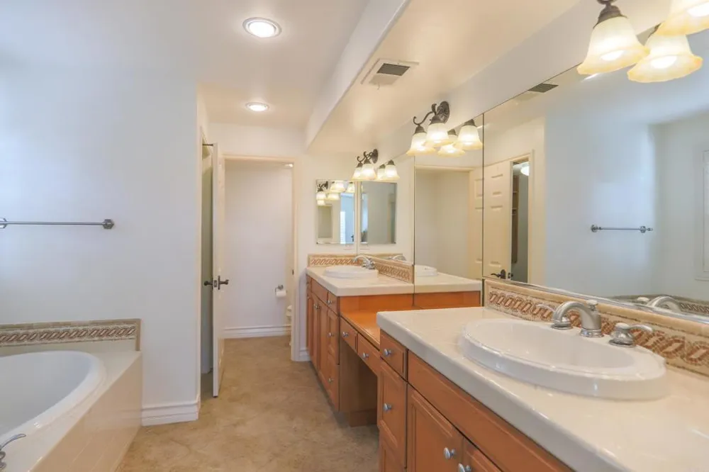415 Cedros Solana Beach, CA 92075