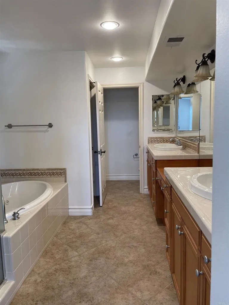 415 Cedros Solana Beach, CA 92075