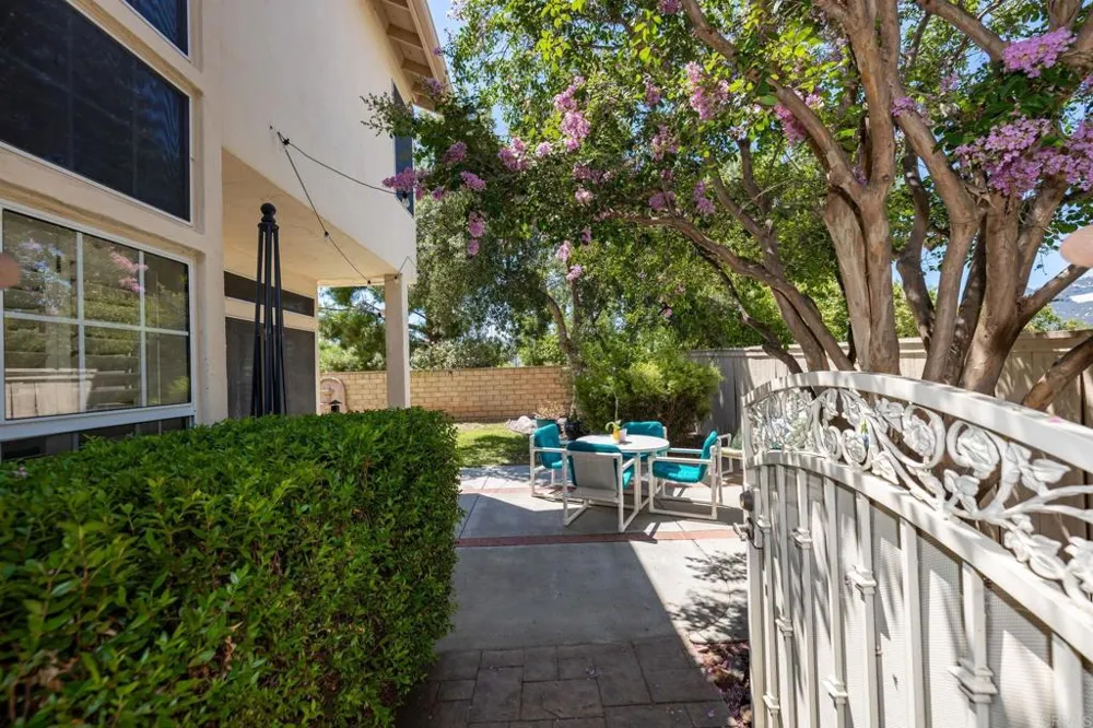 32205 Callesito Fadrique Temecula, CA 92592