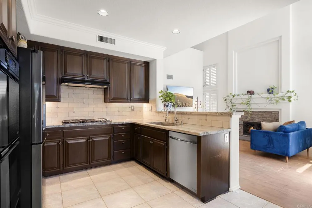 32205 Callesito Fadrique Temecula, CA 92592