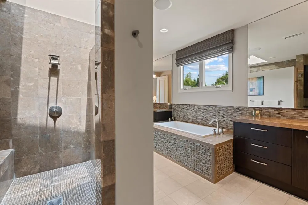 16775 Via Lago Azul Rancho Santa Fe, CA 92067