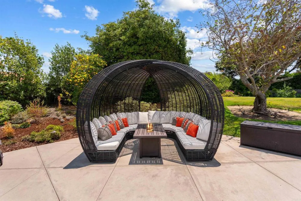 16775 Via Lago Azul Rancho Santa Fe, CA 92067
