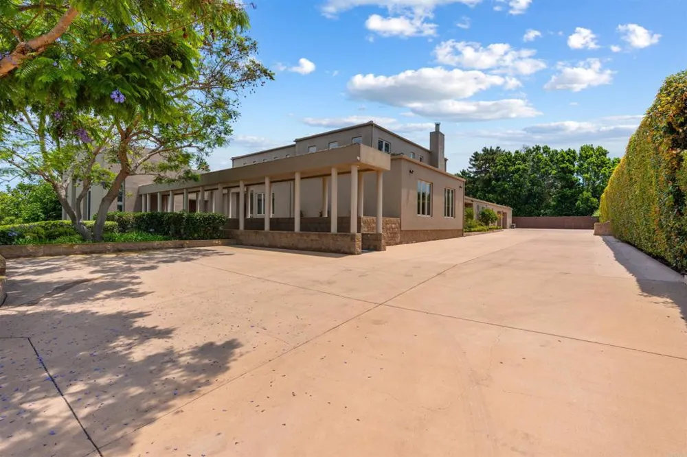 16775 Via Lago Azul Rancho Santa Fe, CA 92067