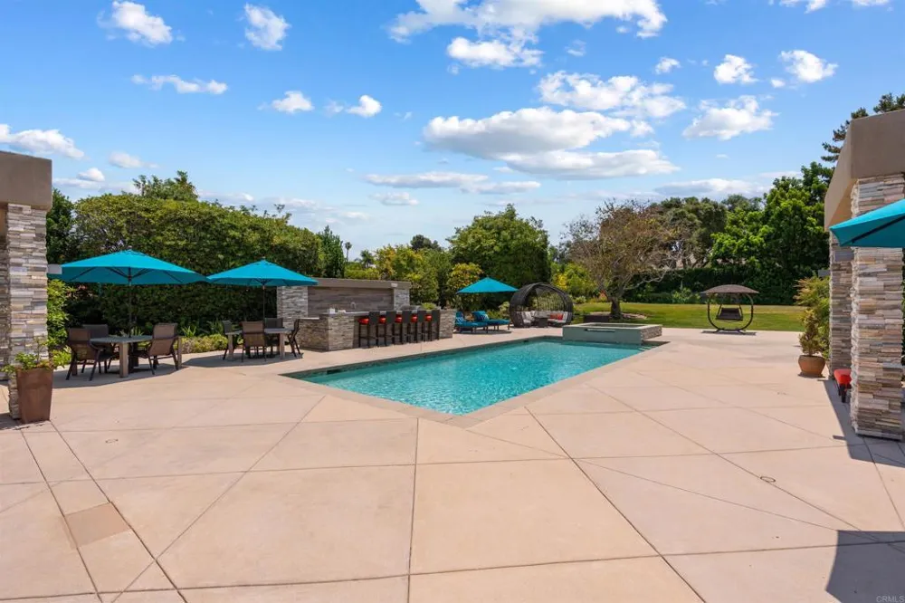 16775 Via Lago Azul Rancho Santa Fe, CA 92067