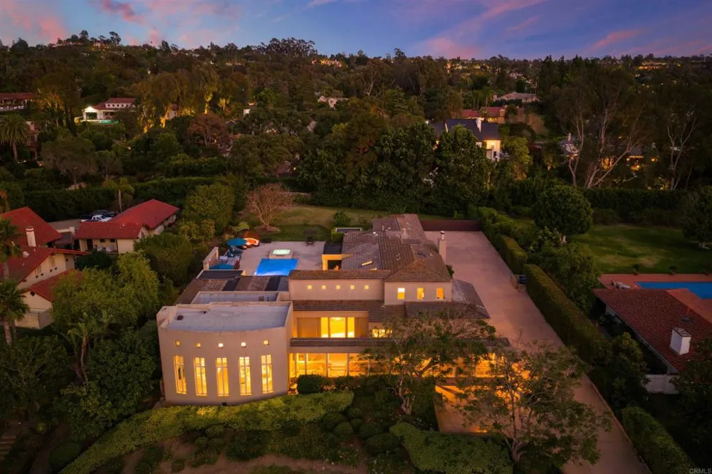 16775 Via Lago Azul Rancho Santa Fe, CA 92067
