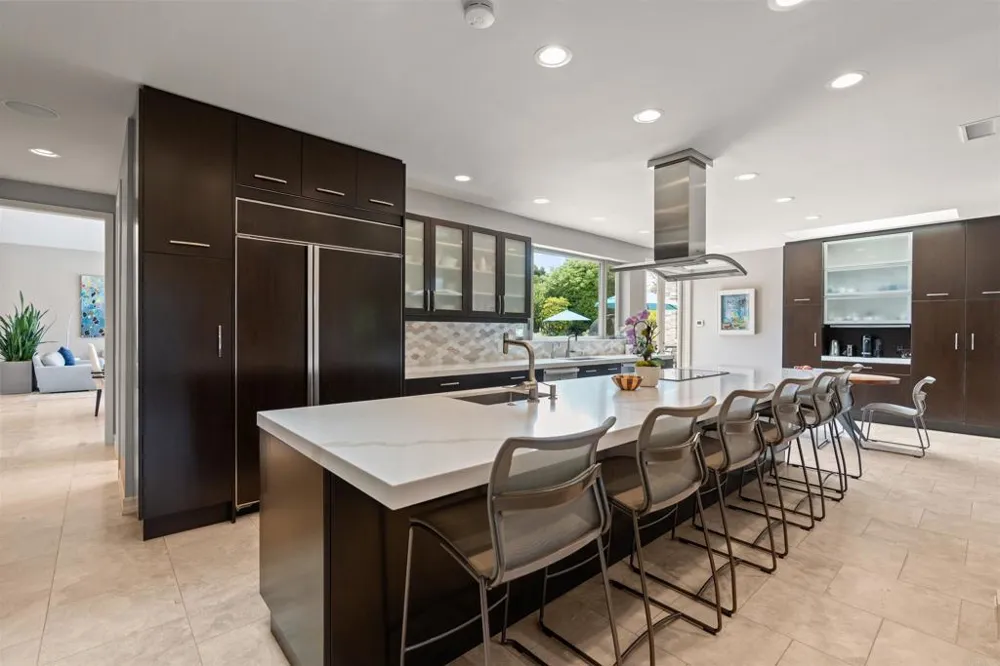 16775 Via Lago Azul Rancho Santa Fe, CA 92067
