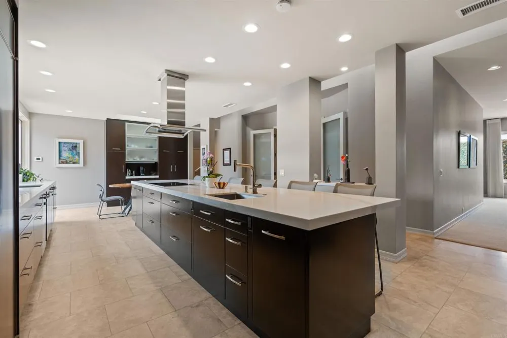 16775 Via Lago Azul Rancho Santa Fe, CA 92067