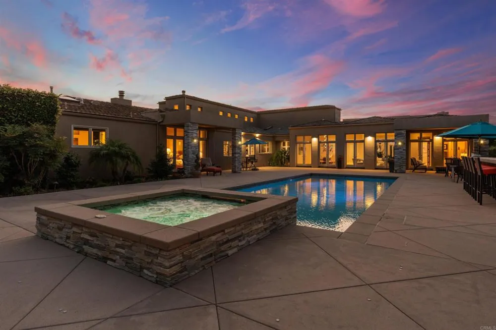 16775 Via Lago Azul Rancho Santa Fe, CA 92067