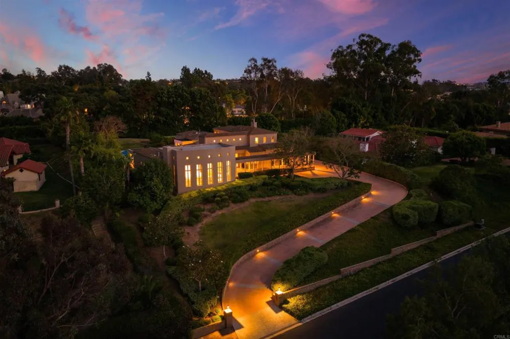 16775 Via Lago Azul Rancho Santa Fe, CA 92067