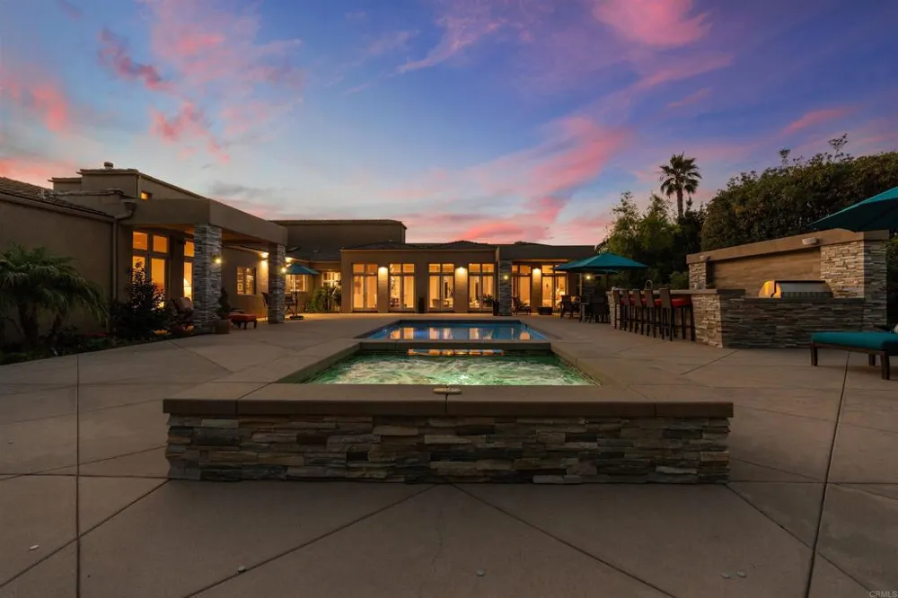 16775 Via Lago Azul Rancho Santa Fe, CA 92067