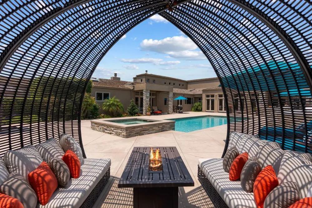 16775 Via Lago Azul Rancho Santa Fe, CA 92067