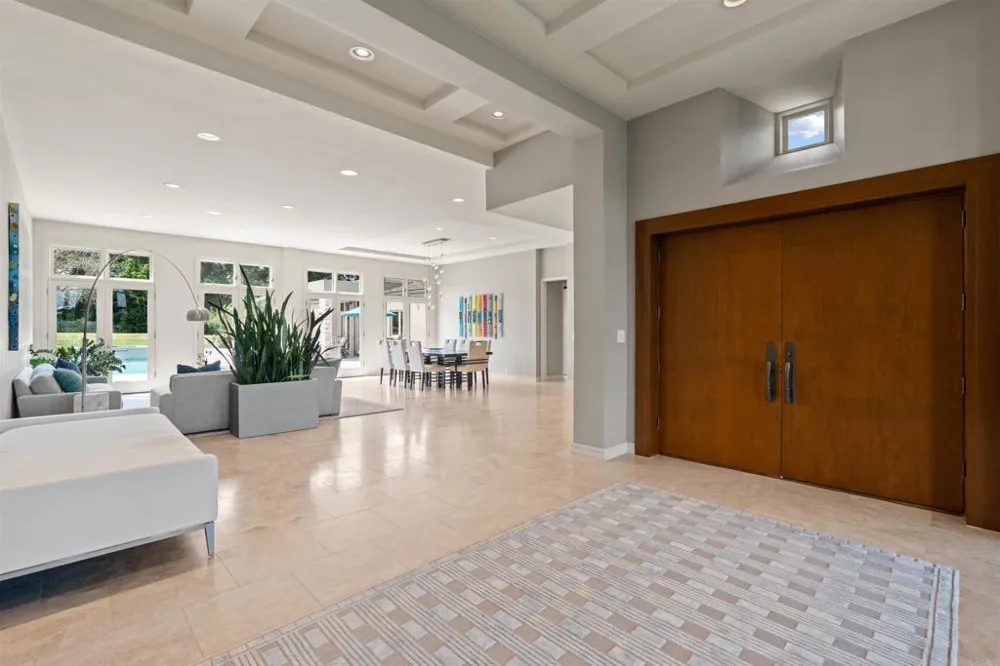 16775 Via Lago Azul Rancho Santa Fe, CA 92067