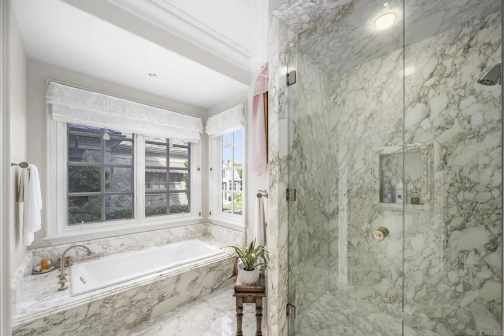 6590 Calle Reina Rancho Santa Fe, CA 92067