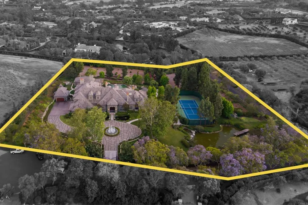 6590 Calle Reina Rancho Santa Fe, CA 92067
