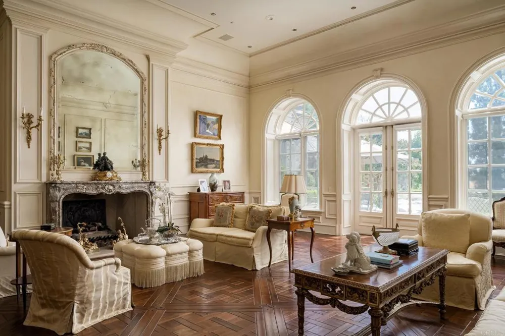 6590 Calle Reina Rancho Santa Fe, CA 92067