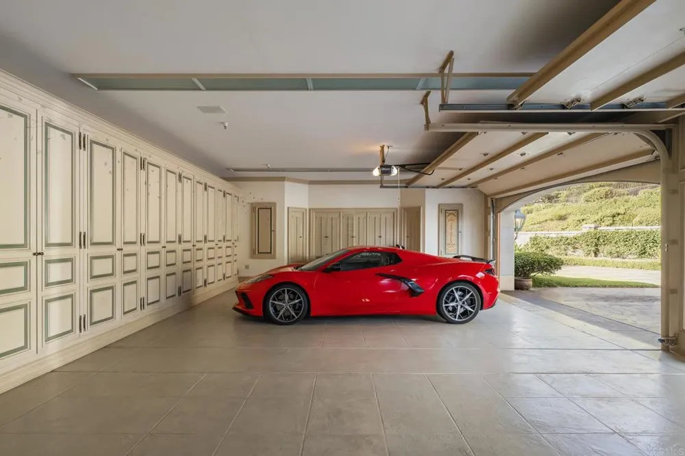 6590 Calle Reina Rancho Santa Fe, CA 92067
