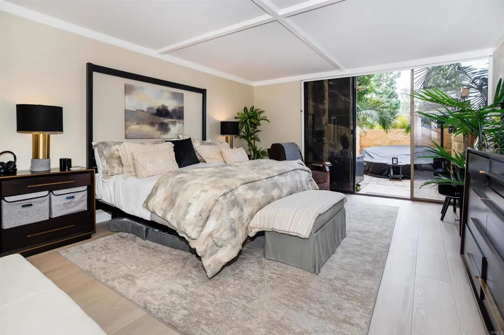 24055 PASEO DEL LAGO #155 Laguna Woods, CA 92637