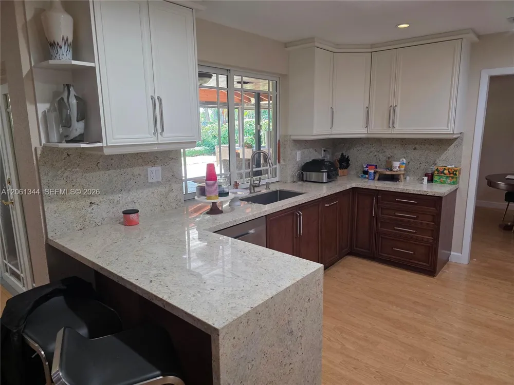 15331 Durnford Dr Miami Lakes, FL 33014