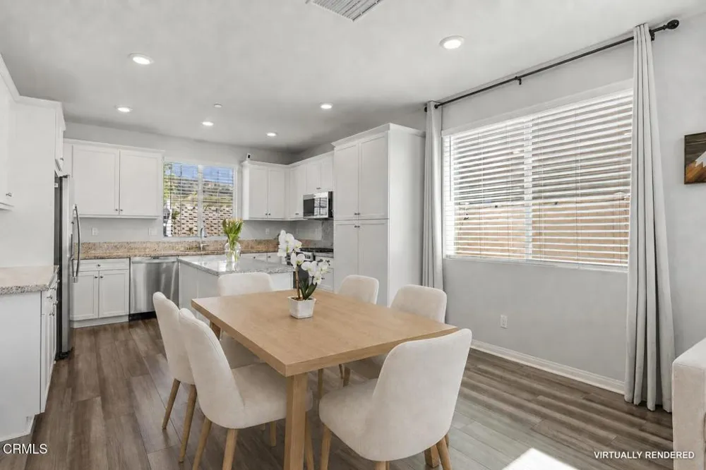 2072 Harvest Loop Santa Paula, CA 93060