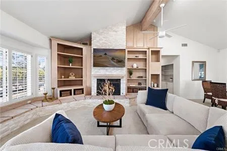322 Jasmine Avenue Corona del Mar, CA 92625