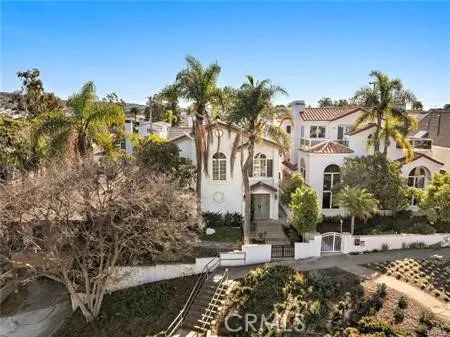 322 Jasmine Avenue Corona del Mar, CA 92625