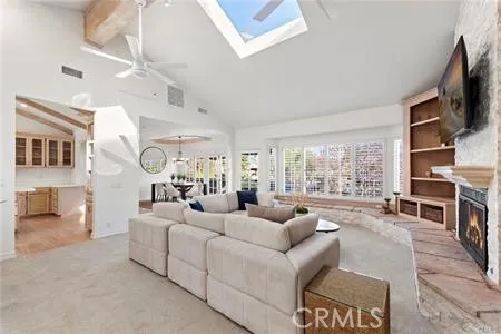 322 Jasmine Avenue Corona del Mar, CA 92625