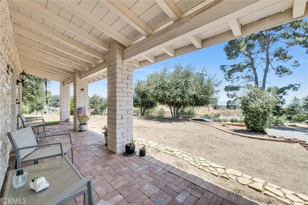 9385 Oak Glen Road Cherry Valley, CA 92223