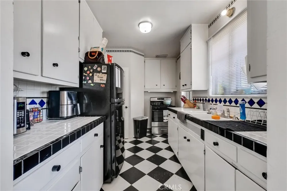 9385 Oak Glen Road Cherry Valley, CA 92223
