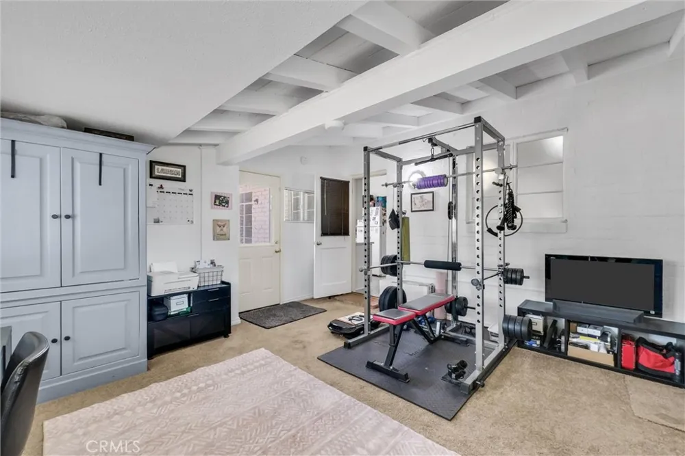 9385 Oak Glen Road Cherry Valley, CA 92223