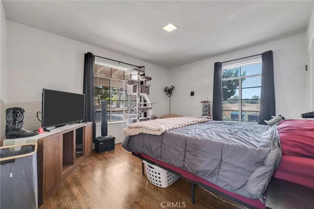 9385 Oak Glen Road Cherry Valley, CA 92223