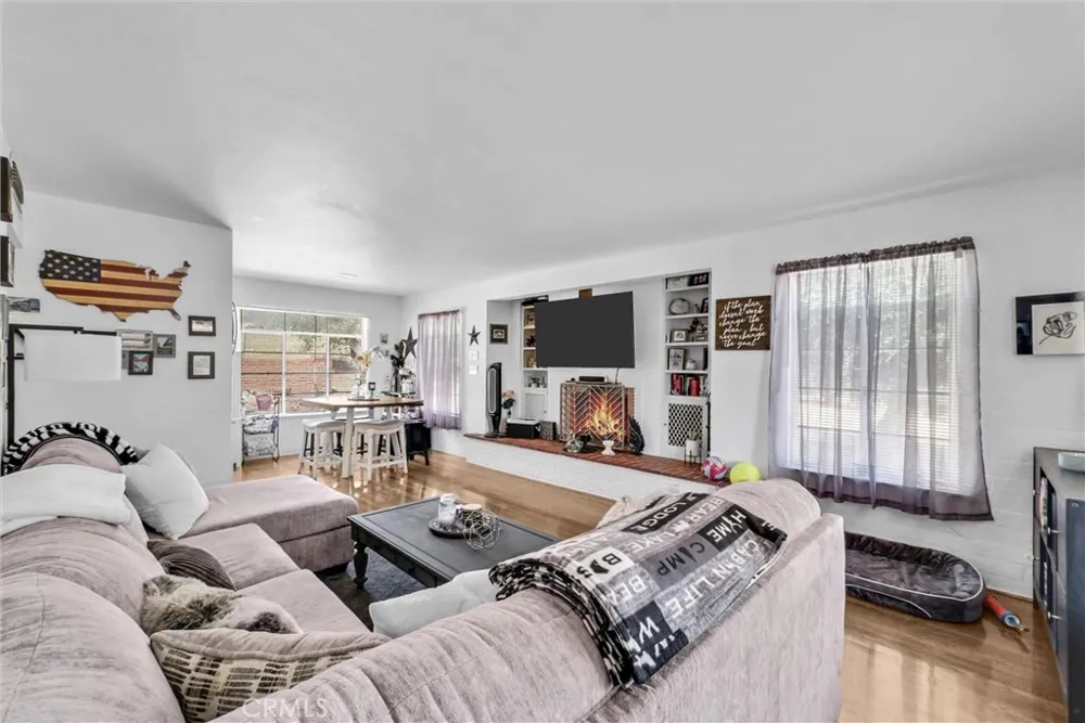 9385 Oak Glen Road Cherry Valley, CA 92223