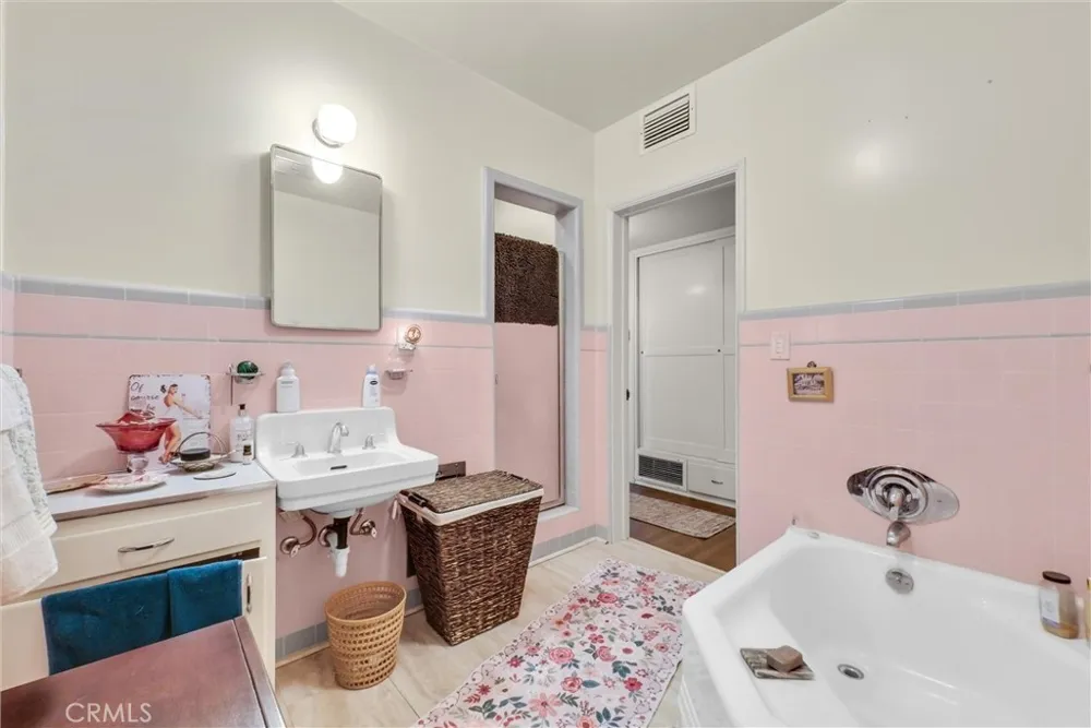 9385 Oak Glen Road Cherry Valley, CA 92223