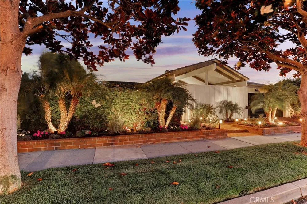 4709 Cortland Corona del Mar, CA 92625