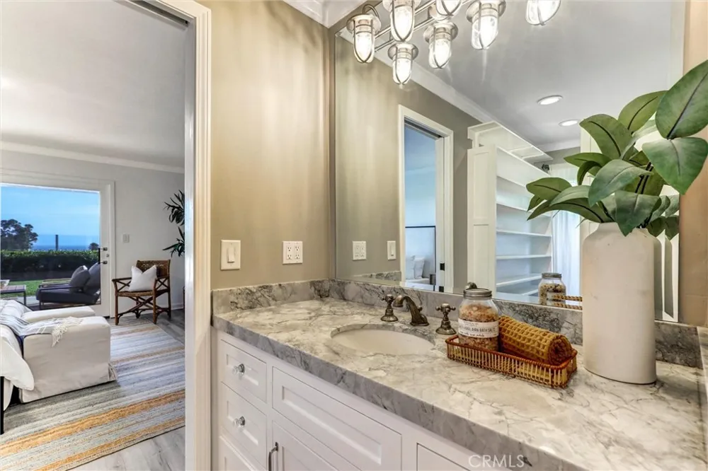 4709 Cortland Corona del Mar, CA 92625