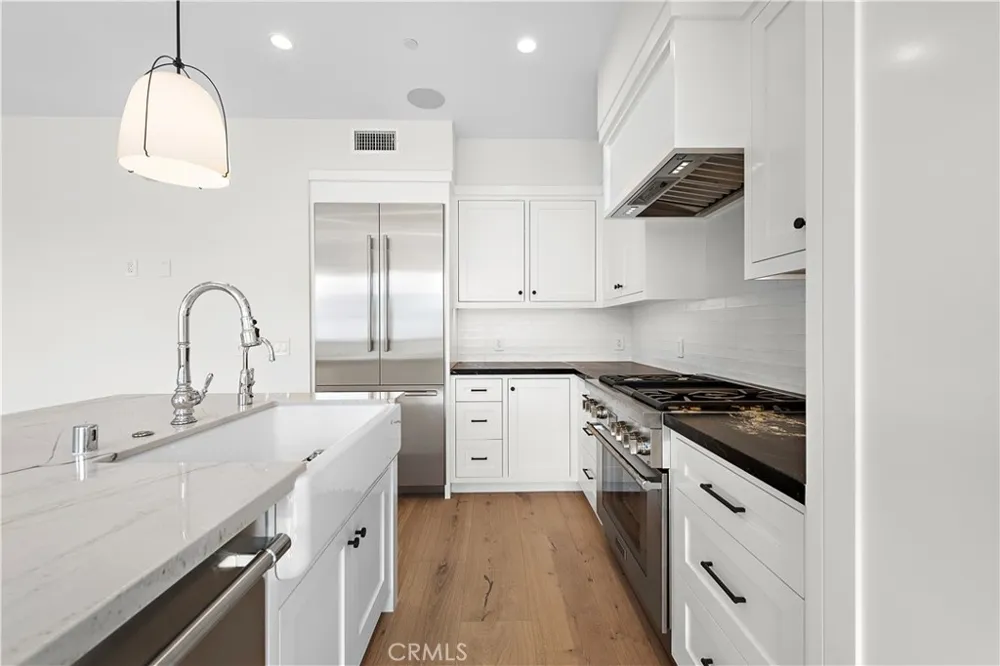 434 Goldenrod Avenue Corona del Mar, CA 92625