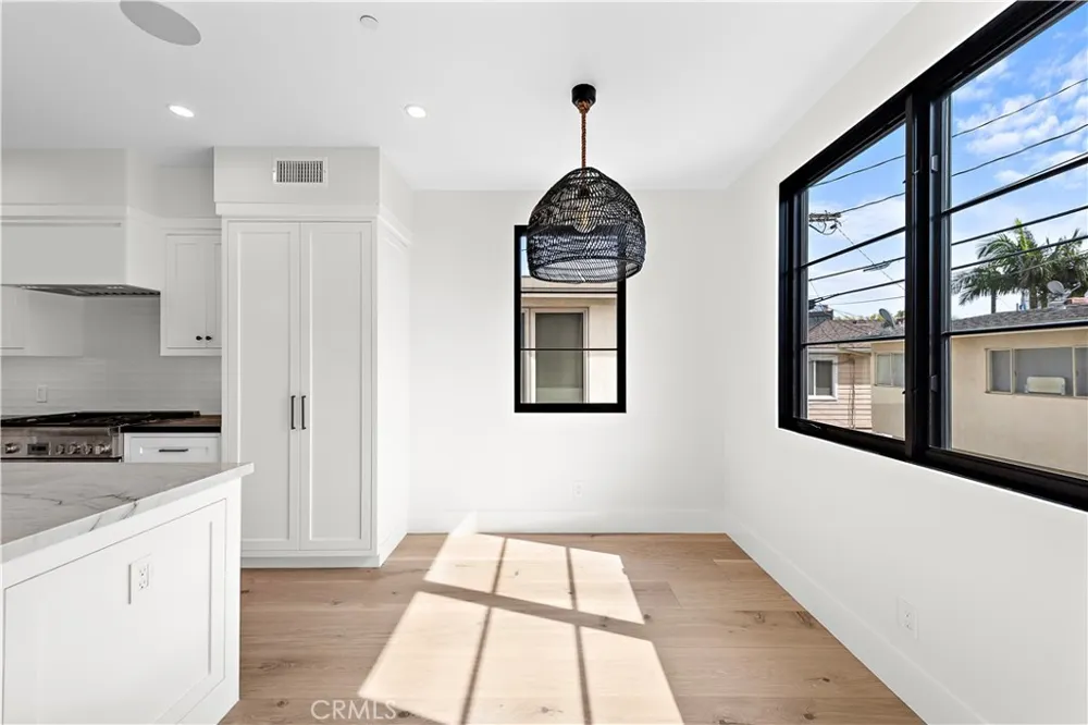 434 Goldenrod Avenue Corona del Mar, CA 92625