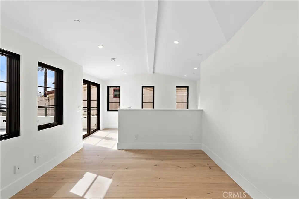 434 Goldenrod Avenue Corona del Mar, CA 92625