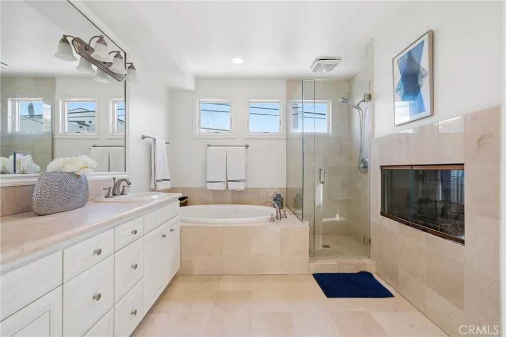 426 Narcissus #1/2 Corona del Mar, CA 92625