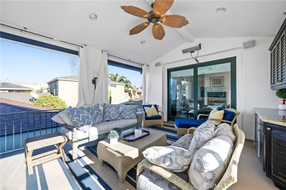 426 Narcissus #1/2 Corona del Mar, CA 92625