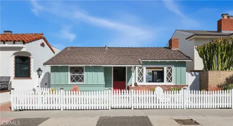 2156 E Ocean