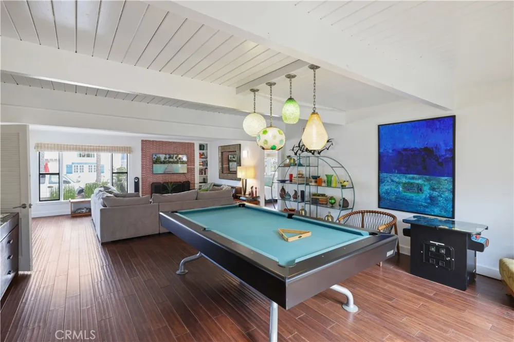 1735 E Ocean Newport Beach, CA 92661