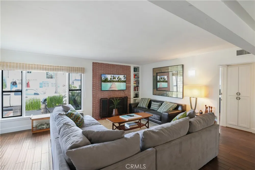 1735 E Ocean Newport Beach, CA 92661