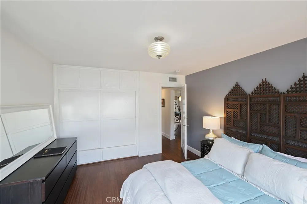 1735 E Ocean Newport Beach, CA 92661