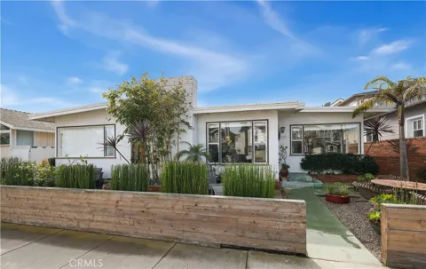 1735 E Ocean