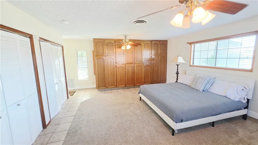 4008 Barbara Bakersfield, CA 93309