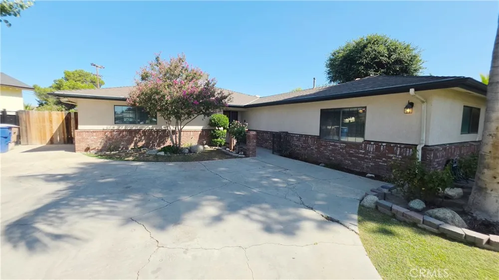 4008 Barbara Bakersfield, CA 93309