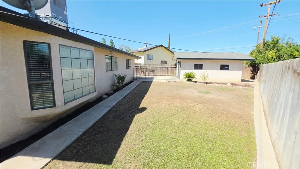 4008 Barbara Bakersfield, CA 93309