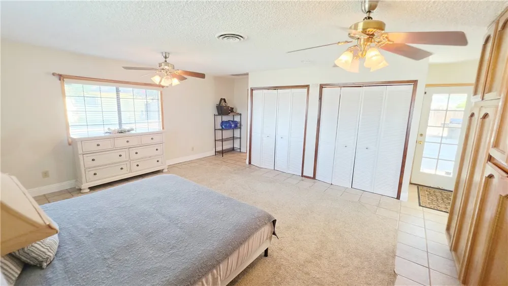 4008 Barbara Bakersfield, CA 93309