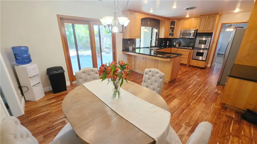 4008 Barbara Bakersfield, CA 93309