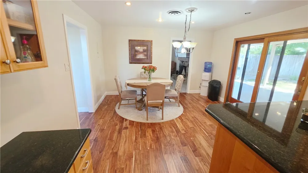 4008 Barbara Bakersfield, CA 93309